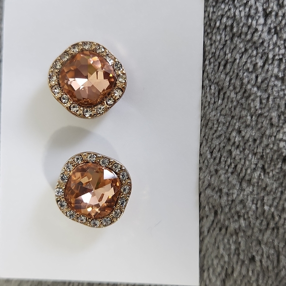 Earrings, 3/8"  X 1/2" Cubic Zerconia Stones& Synthetic Smoked Topaz - Picture 3 of 6